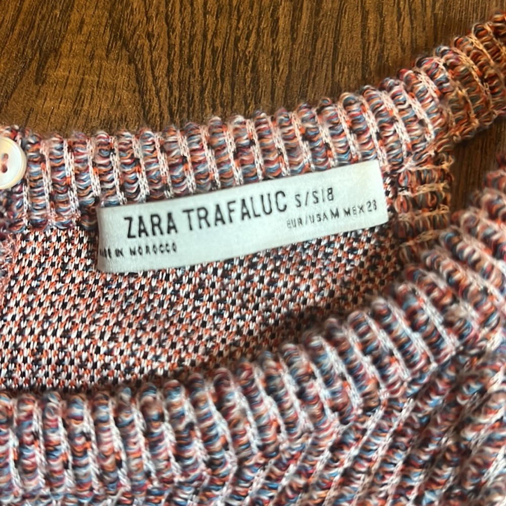 Threaded Small Zara Halter Top - Picture 4 of 6